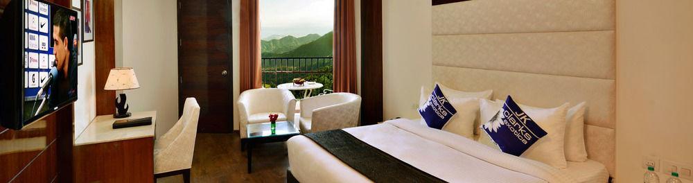Hotel Jk Clarks Exotica à Dalhousie Extérieur photo