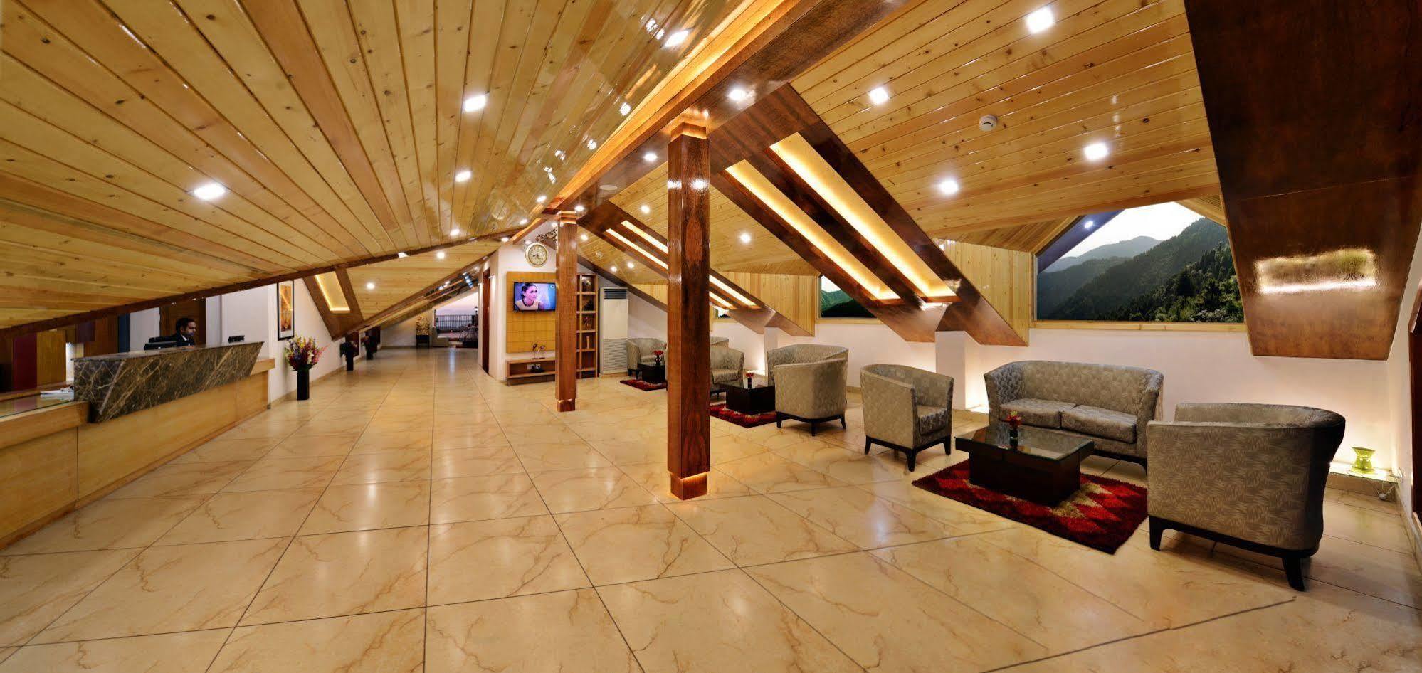 Hotel Jk Clarks Exotica à Dalhousie Extérieur photo