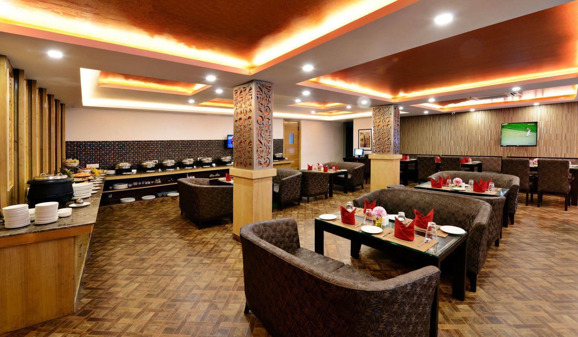 Hotel Jk Clarks Exotica à Dalhousie Extérieur photo