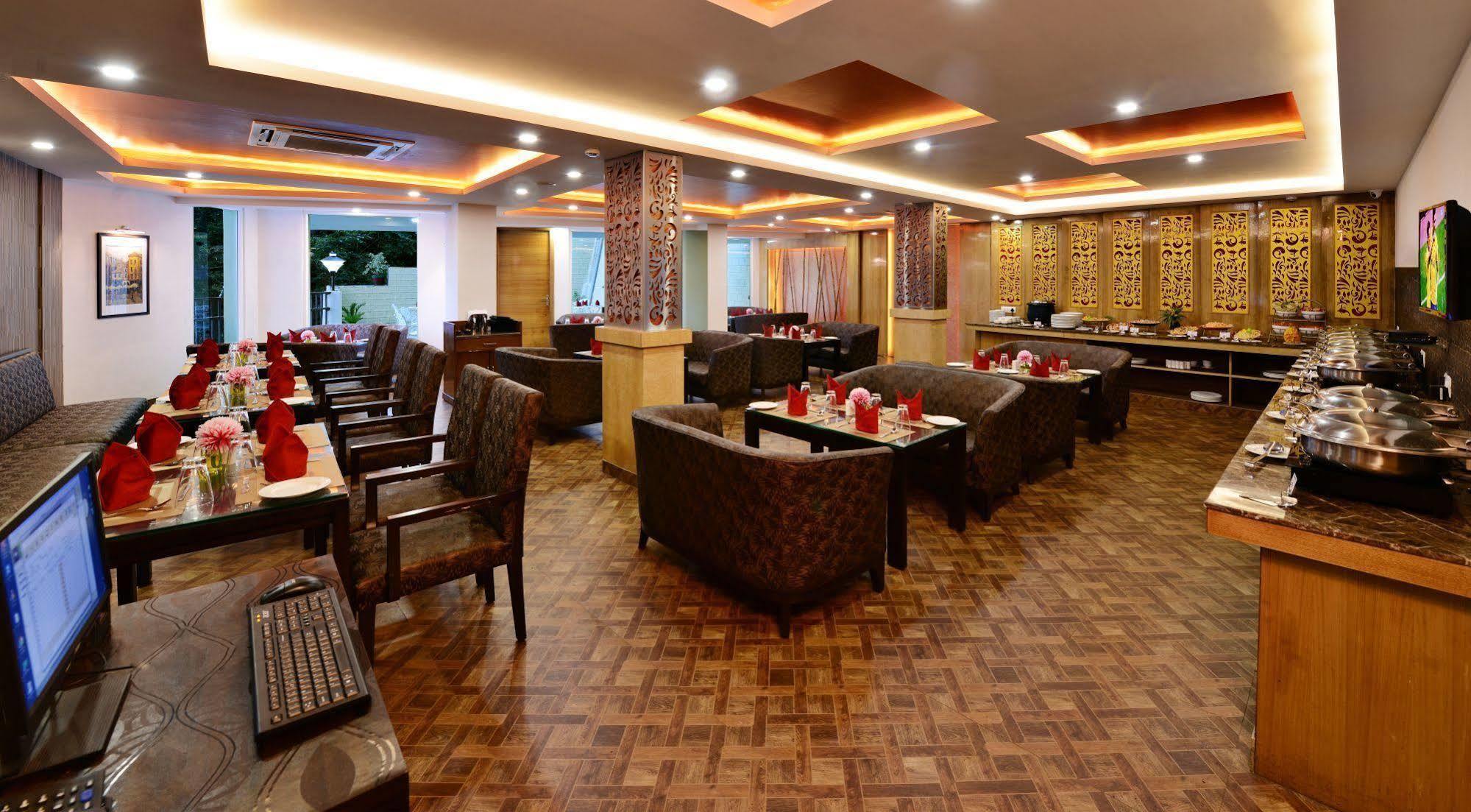 Hotel Jk Clarks Exotica à Dalhousie Extérieur photo