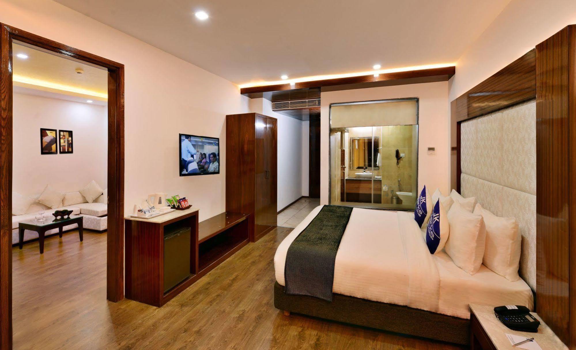 Hotel Jk Clarks Exotica à Dalhousie Extérieur photo